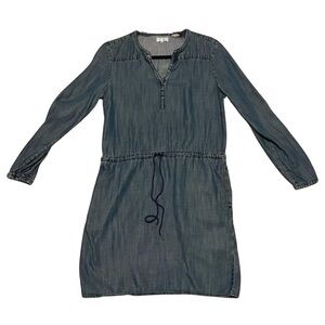 Levi’s Long Sleeve Chambray Shirt Dress – Size Small